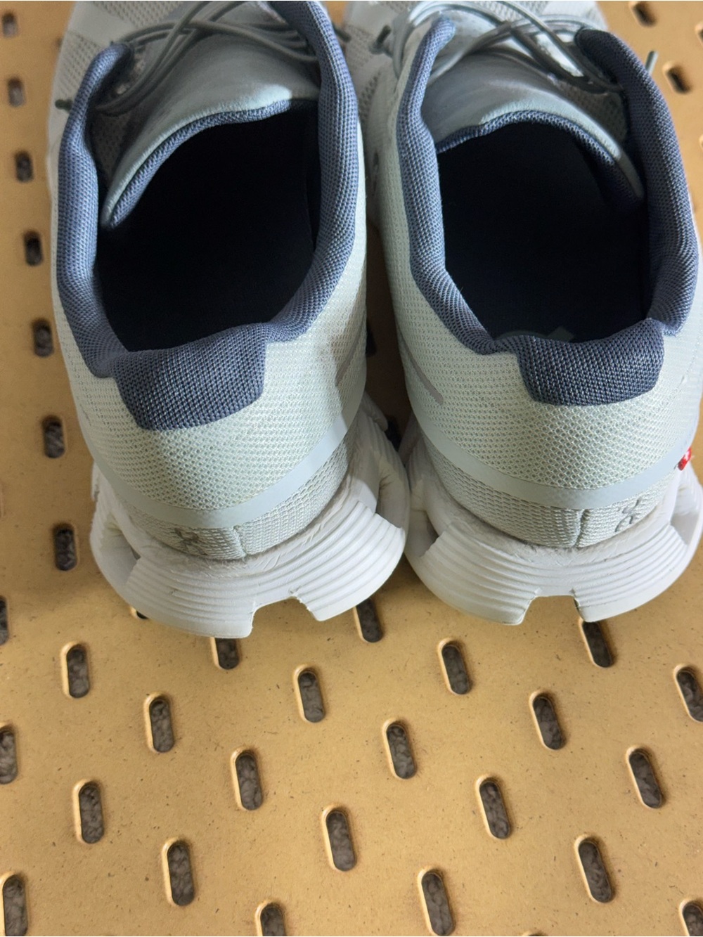 On Running Sneakers Women size 9 Cloud 5 Lightweight cobble Blue surf 59.98895 - Picture 7 of 8